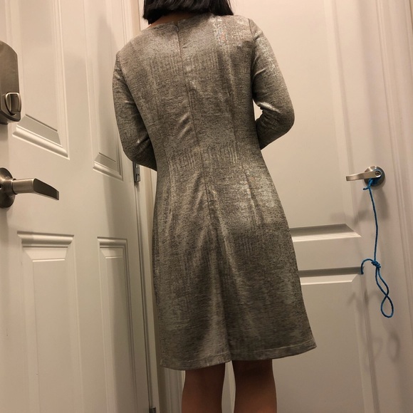 Vince Camuto Silver metallic shiny dress - Picture 2 of 2
